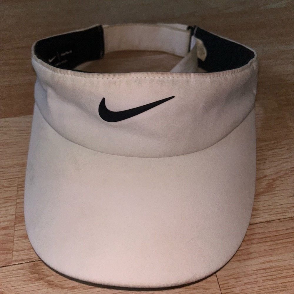 Nike Visor